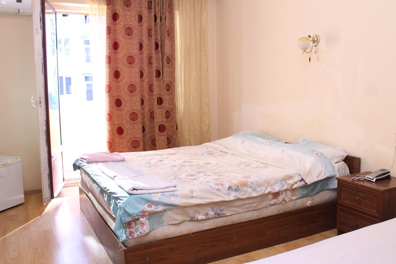 Hotel Hayat Batumi Bagian luar foto